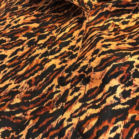 SANDRO EVIE ANIMAL PRINT SILK SHIRT - Picture 13 of 13